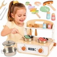 Medinė vaikiška virtuvėlė su kepsnine ir virtuvės priedais TOOKY TOY